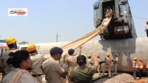 उत्तर रेलवे ने NDRF के साथ किया आपातकालीन मॉक ड्रिल, तैयारियों का जायजा लिया