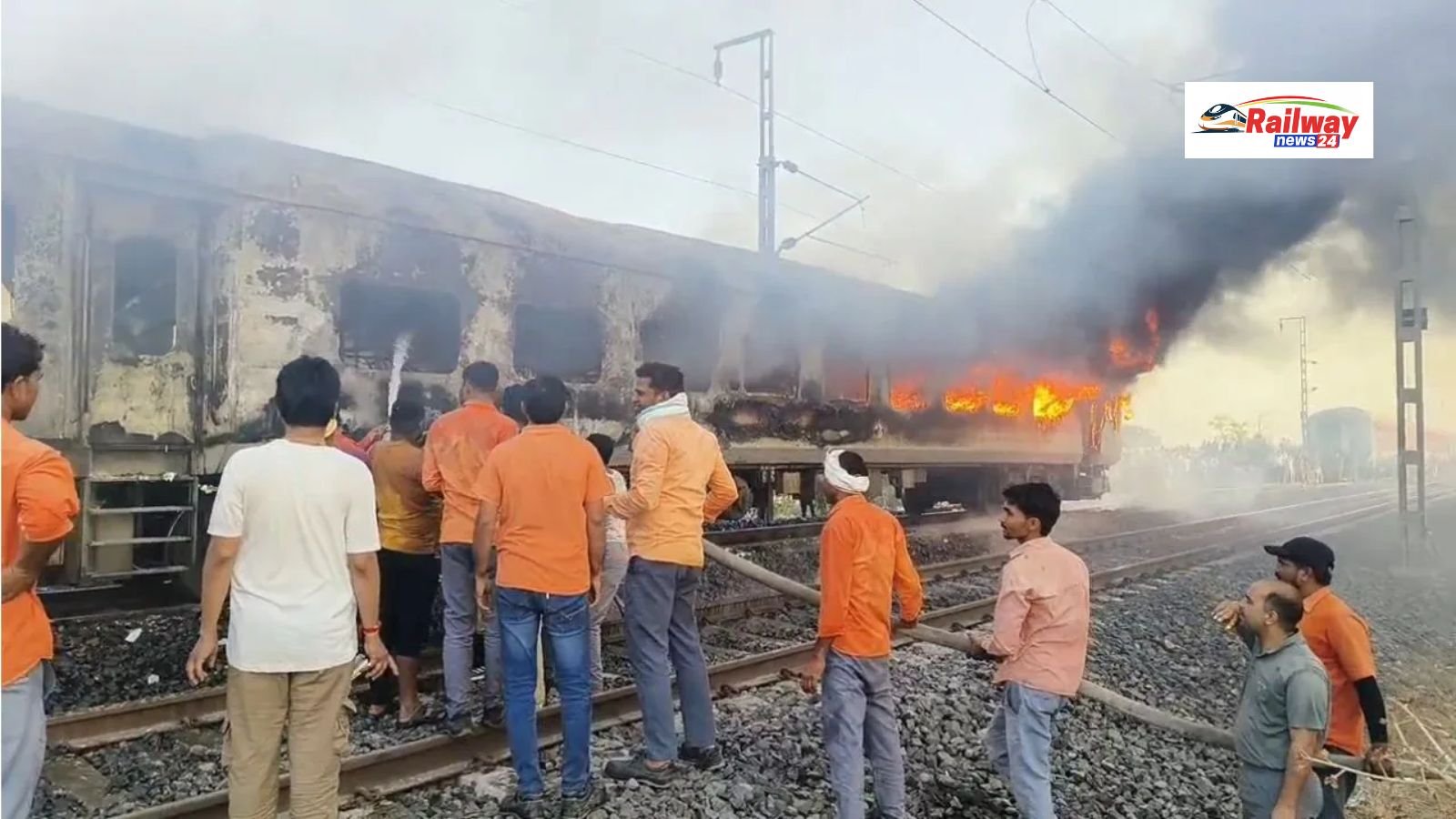त्रिवेंद्रम-दिल्ली राजधानी एक्सप्रेस में भीषण आग, 68 यात्री सुरक्षित बचाए गए, दिल्ली-मुंबई रूट बाधित