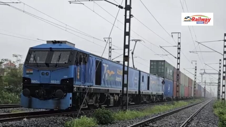 भारतीय रेलवे का बड़ा कारनामा! मुंबई से गुजरात के लिए दौड़ी देश की पहली डबल-स्टैक लॉन्ग-हॉल ट्रेन
